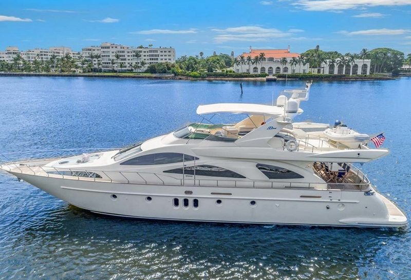 80-foot Azimut flybridge yacht on calm water